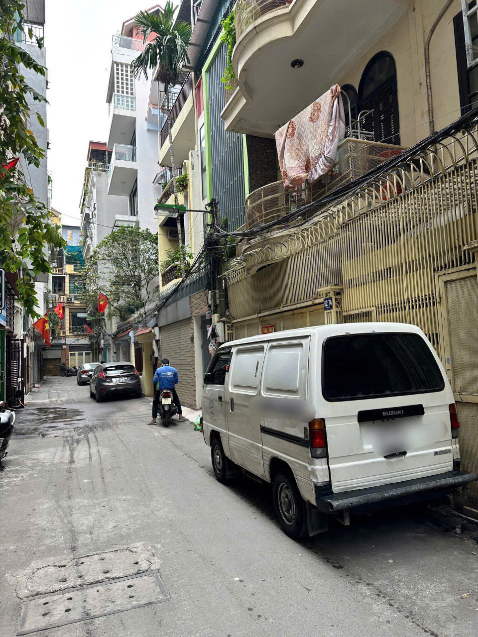 Bán nhà 3 tầng cũ phố Tôn Đức Thắng - Sổ đỏ 90m, MT 6,7m nở hâu - trước nhà tô tránh giá 24,5  tỷ - Ảnh 1