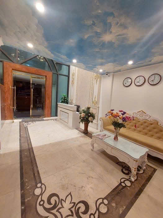 Bán nhà 3 tầng cũ phố Tôn Đức Thắng - Sổ đỏ 90m, MT 6,7m nở hâu - trước nhà tô tránh giá 24,5  tỷ - Ảnh 3
