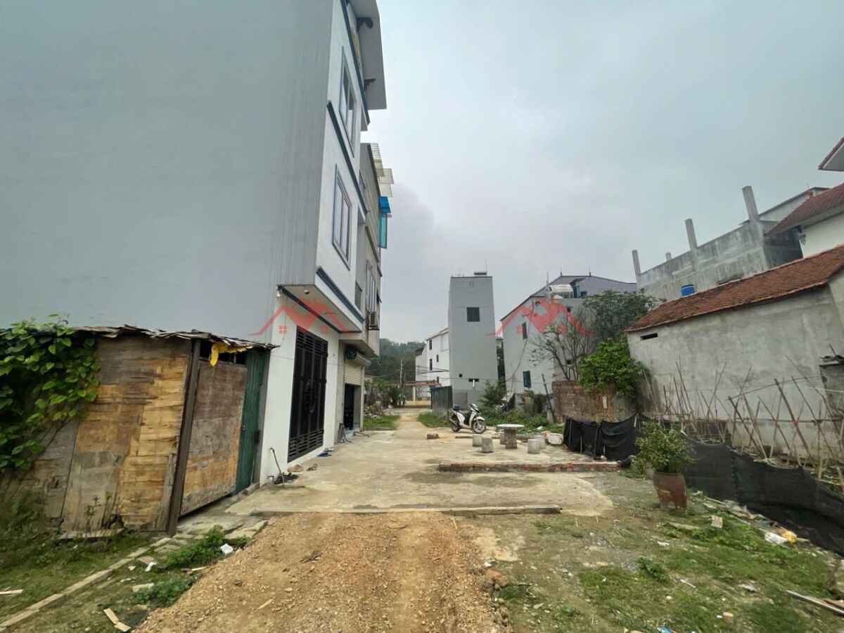 CHÍNH CHỦ BÁN LÔ ĐẤT 42,3M TẠI TIÊN PHƯƠNG-GIÁP TT CHÚC SƠN-CHƯƠNG MỸ-HÀ NỘI - Ảnh 2