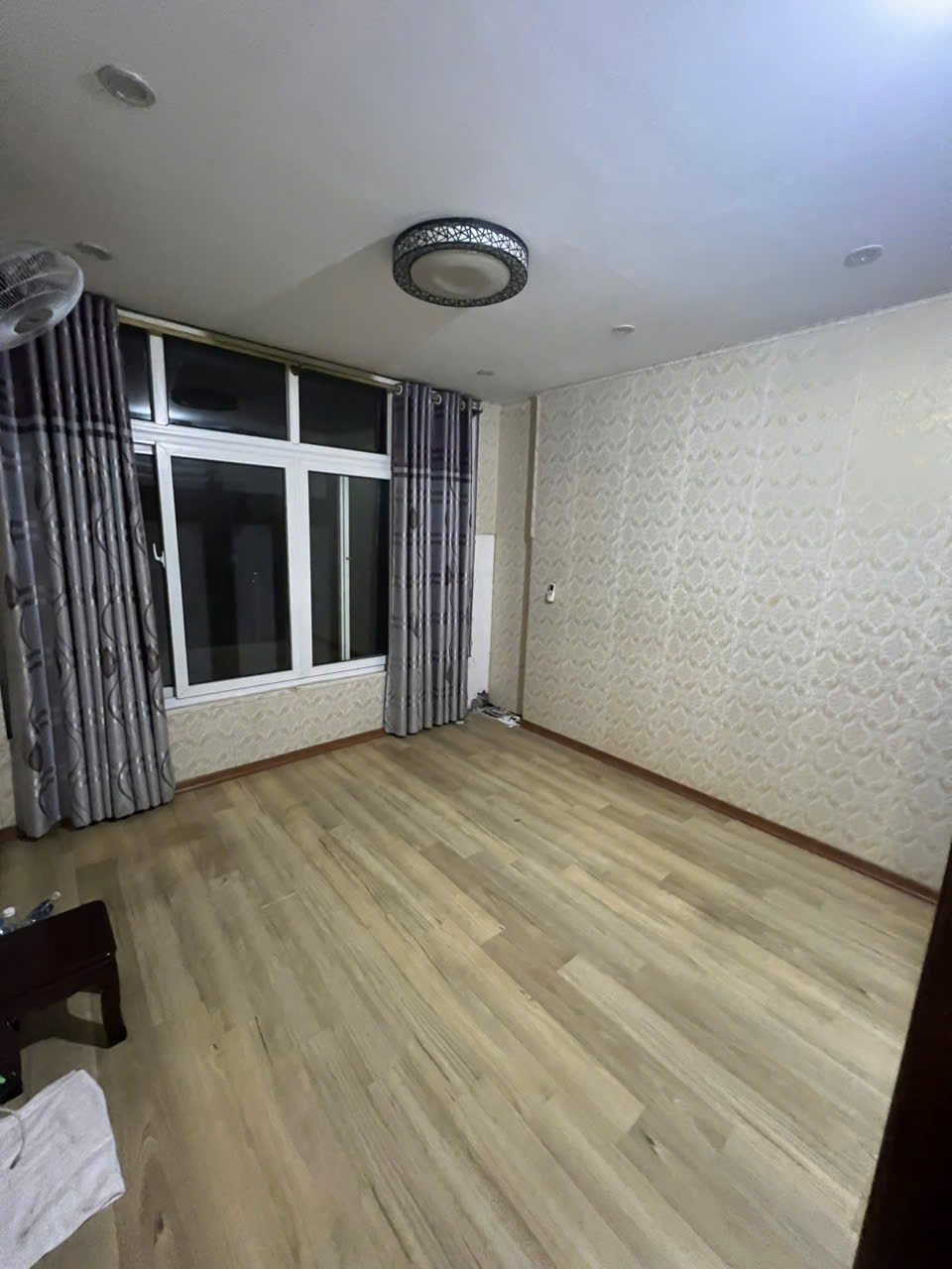 Bán nhanh nhà đầu ngõ Trương Định, HBT giá 6.6 tỷ, hơn 40m2x3T - Ảnh chính