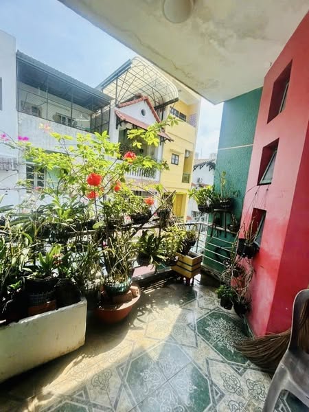 GIAP TÂN BÌNH - NGAY ÂU CƠ - SÁT MẶT TIỀN - 66M N5.2*13 - 3 TẦNG NHỈNH 6 ĐỒNG - Ảnh 1