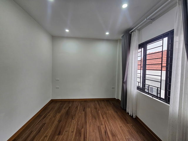 MẶT TIỀN RỘNG - GẦN PHỐ- Ở NGAY- Morning Tận CửaĐàm Quang Trung 42 m2, 5 tầng,mặt tiền 7.4m, 7.2 tỷ. - Ảnh 3