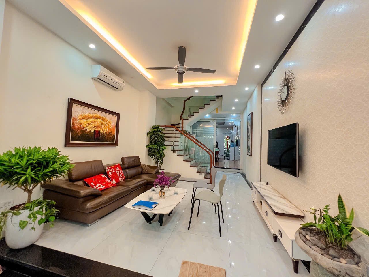 BÁN NHÀ BÙI XƯƠNG TRẠCH HN   4 TẦNG DT 70 M2 GIÁ 24TY BÀN GIAO  NỘI THẤT - Ảnh 1
