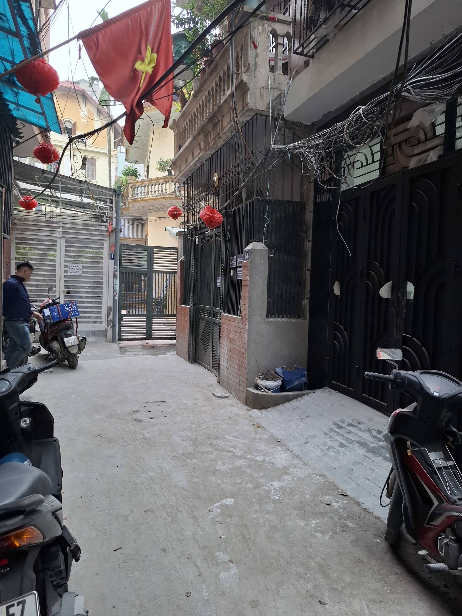 Bán Nhà Hoa Bằng. Cầu Giấy. 6 Tầng Thang Máy. Ô Tô. DT 60m2. MT 4m Giá 16,7 Tỷ. - Ảnh 3