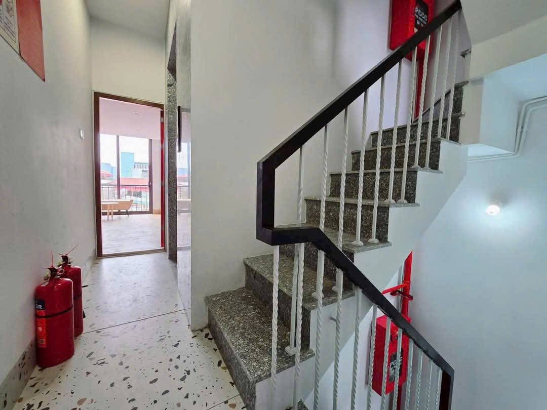 Bán Nhà Hoa Bằng. Cầu Giấy. 6 Tầng Thang Máy. Ô Tô. DT 60m2. MT 4m Giá 16,7 Tỷ. - Ảnh 5