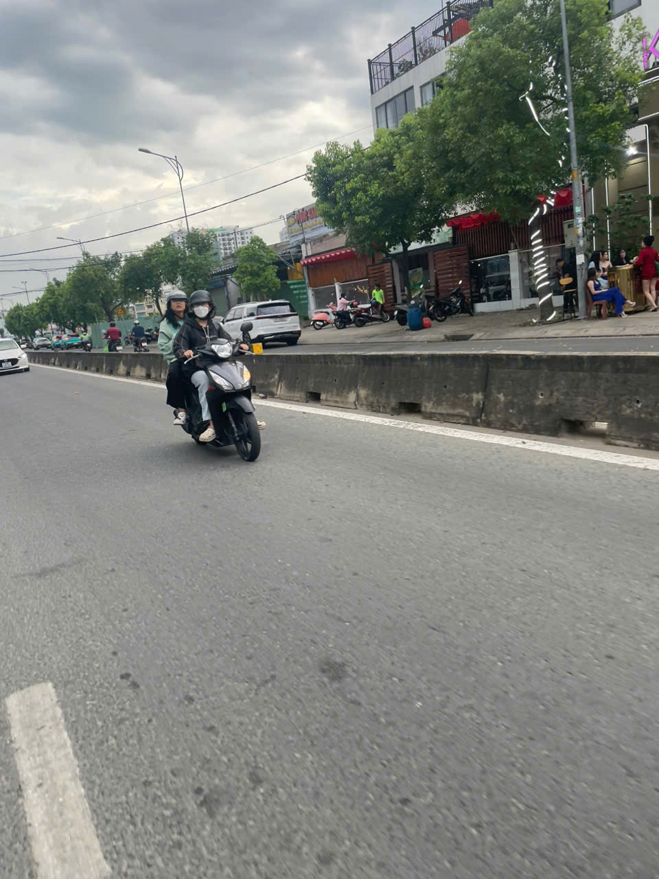 Bán nhà mặt tiền 9x20m giá 35 tỷ Đường Phan Văn Hớn - Ảnh 2