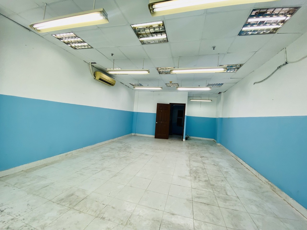 BÁ TÒA NHÀ MT LÊ BÌNH CÓ HÀM THANG MÁY-7 TẦNG DTSD 580M2 CHO THUÊ 90 TRIỆU- GIÁ BÁN 38 TỶ - Ảnh 1