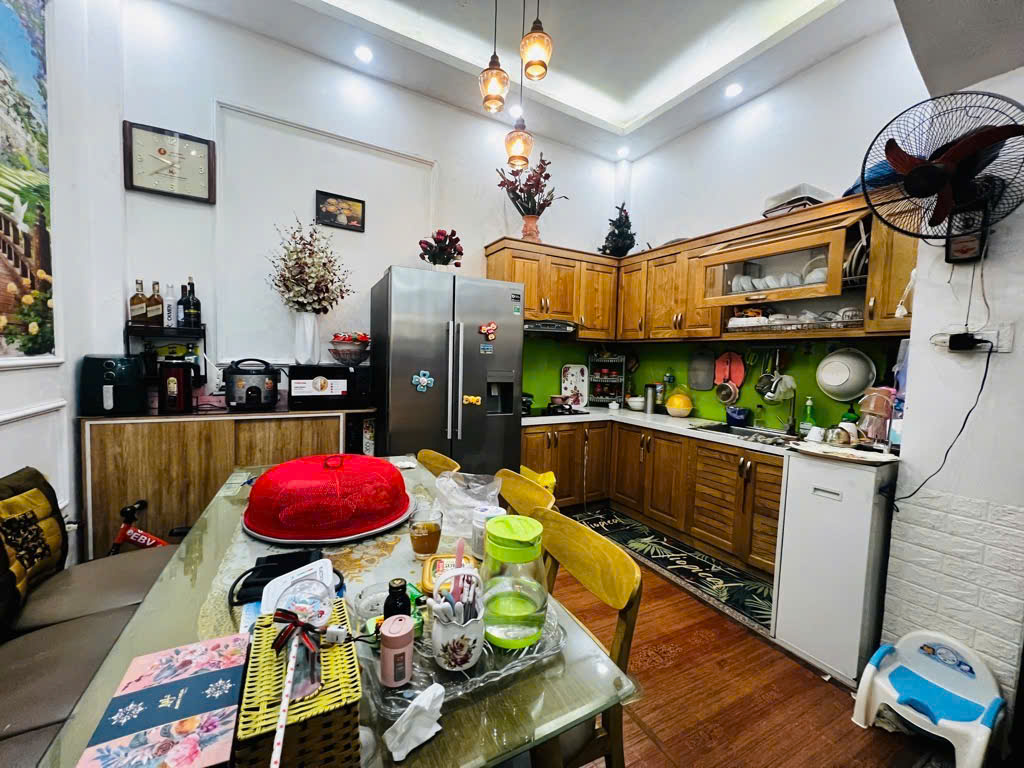 Bán nhà Phố Tôn Đức Thắng, Sổ Vuông Đẹp, Lô Góc Hai Thoáng, 42mx4T, Giá: 7.5 Tỷ, Lh: 0396935190. - Ảnh 2