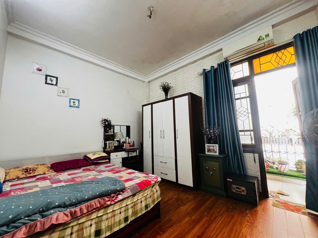 Bán nhà Phố Tôn Đức Thắng, Sổ Vuông Đẹp, Lô Góc Hai Thoáng, 42mx4T, Giá: 7.5 Tỷ, Lh: 0396935190. - Ảnh 3
