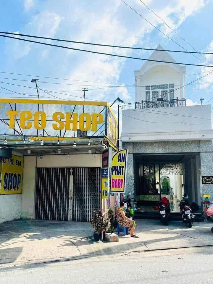 Giảm 3 Tỷ Bán Gấp Biệt Thự Mặt Tiền chợ Bùi Văn Ngữ, Q12 (Ngay Nguyễn Ảnh Thủ) - Ảnh chính