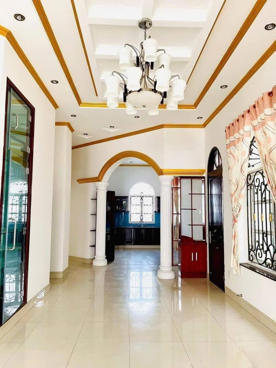 Giảm 3 Tỷ Bán Gấp Biệt Thự Mặt Tiền chợ Bùi Văn Ngữ, Q12 (Ngay Nguyễn Ảnh Thủ) - Ảnh 3