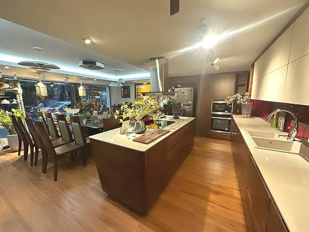 BÁN GẤP PHÂN LÔ VŨ PHẠM HÀM, ÔTÔ TRÁNH, KINH DOANH, 2 THOÁNG, DT 66M2 GIÁ 18 TỶ 800 - Ảnh 3