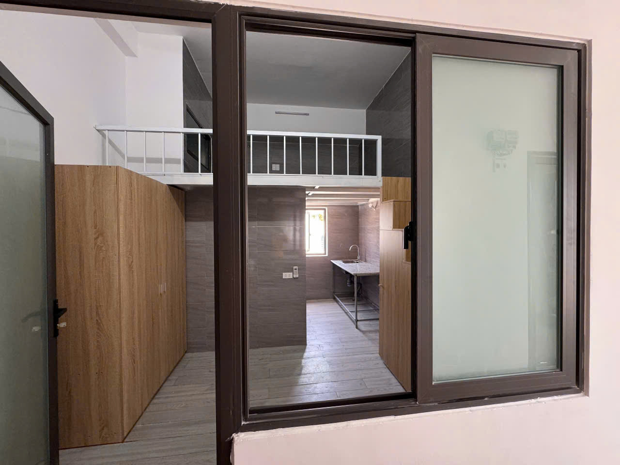 Chính chủ cần Bán tòa căn hộ 7 tầng đường Lê Trung Đình - Vị trí vàng - Ảnh 1