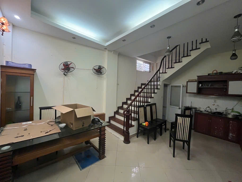 LÊ TRỌNG TẤN 52M 5 TẦNG 2 MẶT THOÁNG - MẶT PHỐ VIP - PHÂN LÔ VUÔNG ĐẸP - VỈA HÈ MÊNH MÔNG - KINH - Ảnh 2