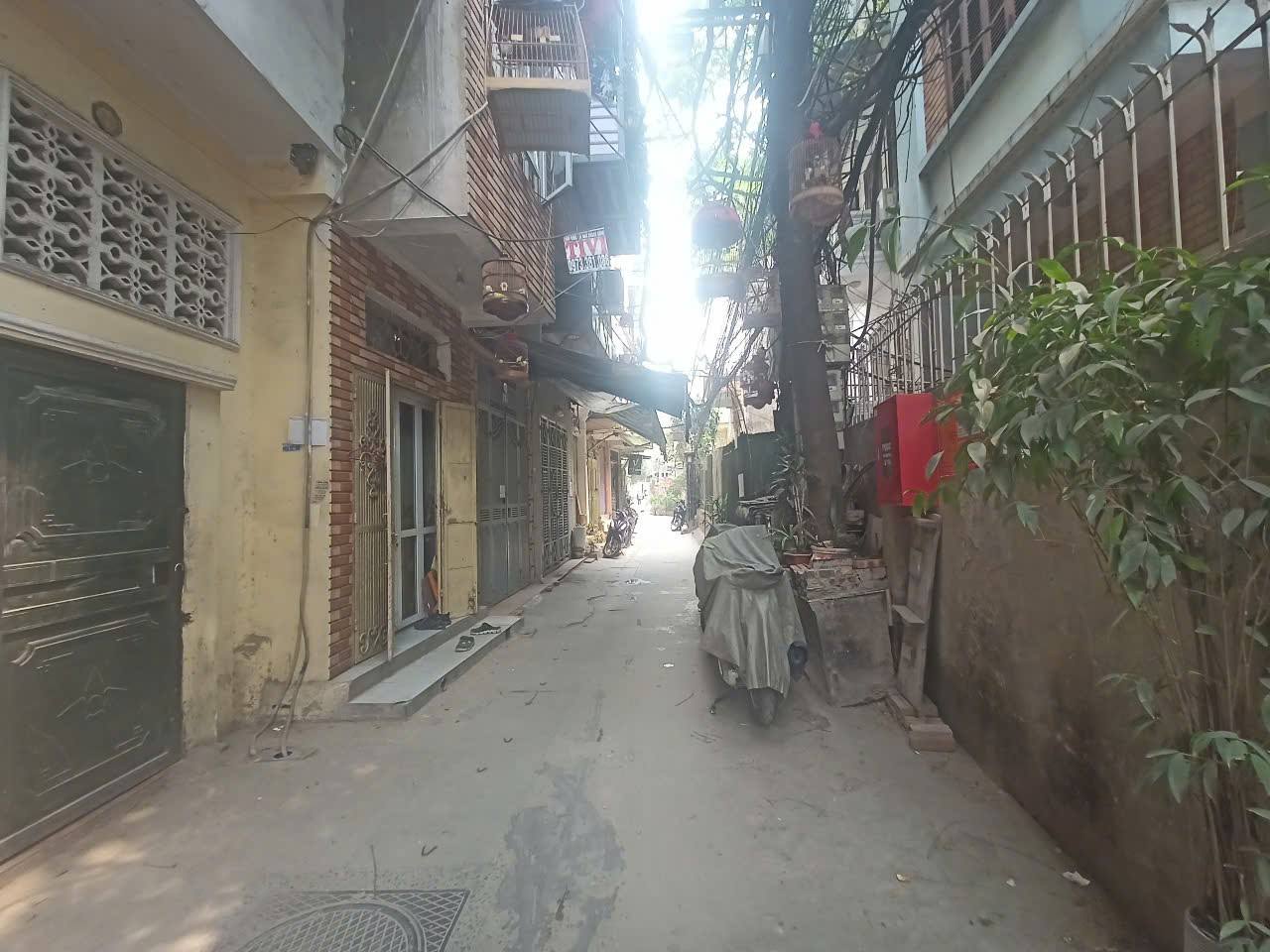 SIÊU PHẨM PHỐ TRẦN KHÁT TRÂN - NGÕ THÔNG Ô TÔ QUA NHÀ -  LÔ GÓC 2 THOÁNG - 55m X 5 TẦNG MT5M 11 TỶ - Ảnh chính