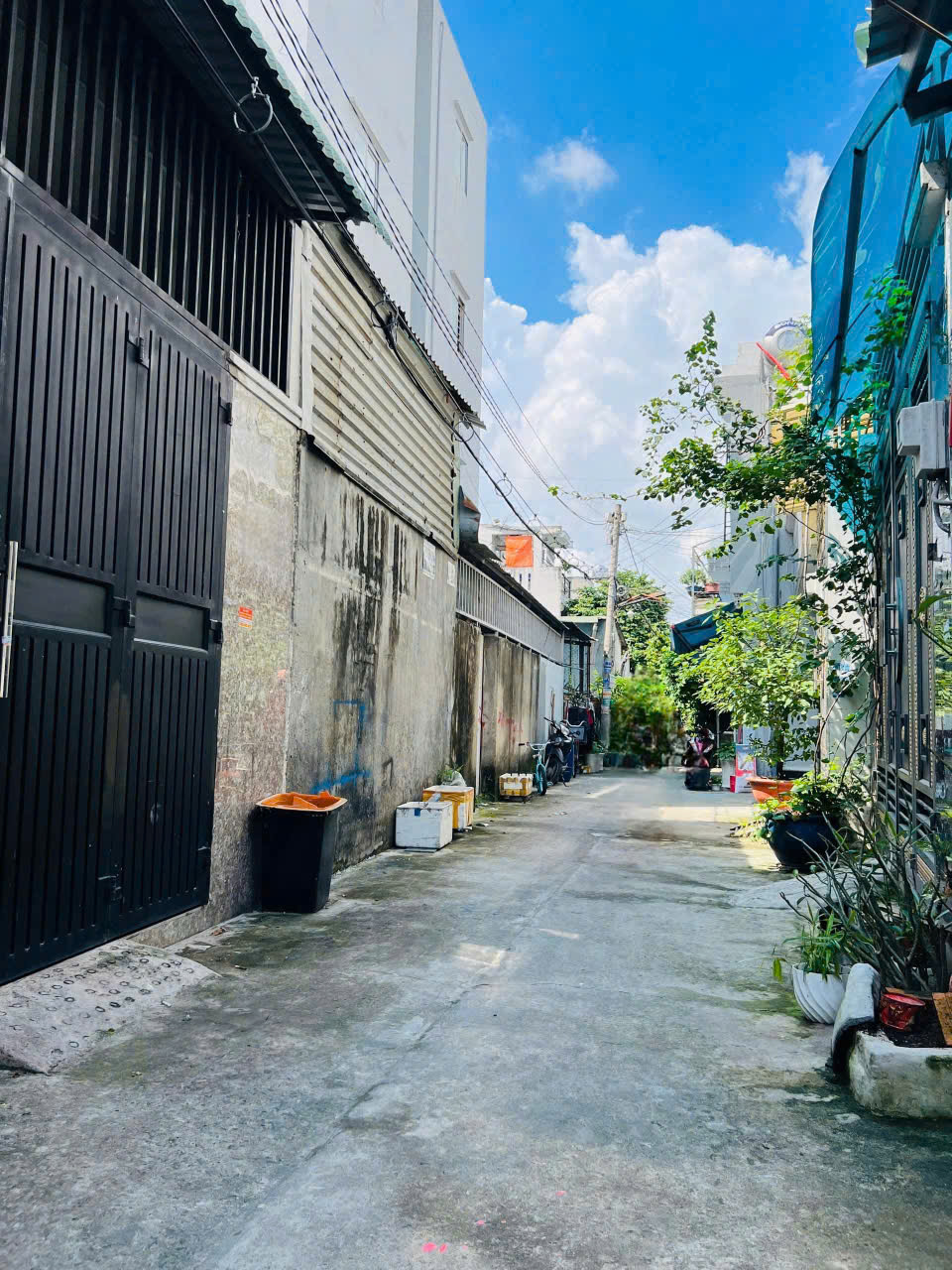 Sát LÊ VĂN KHƯƠNG-kế trường học TRẦN QUỐC TOẢN-gần siêu thị lớn nhất QUẬN 12-DT gần 70m2-4PN - Ảnh chính