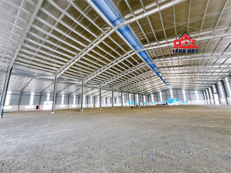 XT236 nhà xưởng kết cấu khung thép kiên cố sẵn xưởng trống bàn giao đi vô hoạt động liền - Ảnh 3