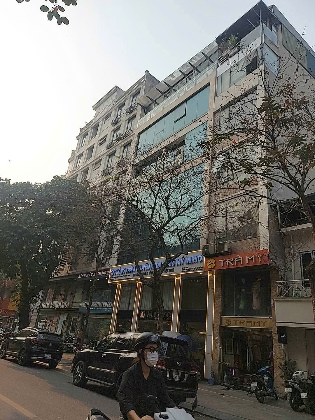 Bán nhà 47 Hòa Mã ,Hai Bà Trưng . DT 103 m2 , 6T , MT 4,5m . Giá 100 tỷ - Ảnh chính
