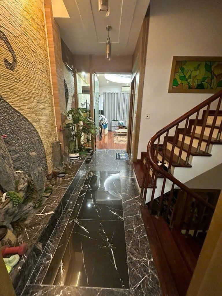 Bán nhà Nguyễn Thái Học , Ba Đình , HN . DT 115M2 , 4Tầng , MT 4m .  GIÁ 32.4 TỶ - Ảnh 4