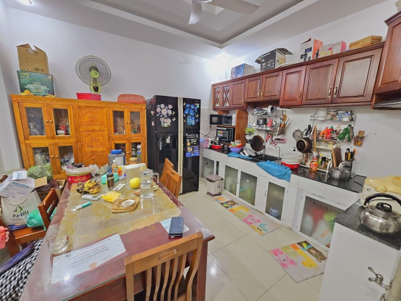 Bán nhà 3 tầng, 4PN, 63m², 7.3 tỷ, P.Phước Long B, Q9, Thủ Đức, TPHCM - Ảnh 1