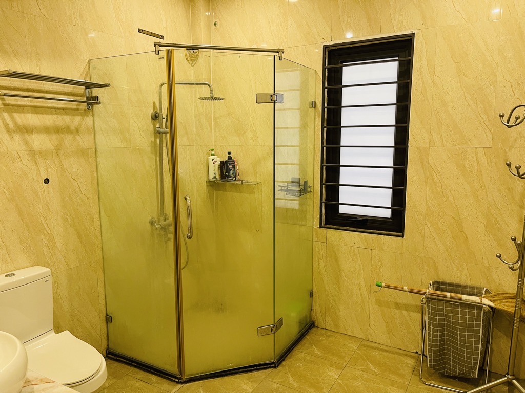 Bán nhà Ngõ 69 Đức Giang. 36m x 5T chỉ hơn 5 tỷ chút còn tl. LH 0936123469 - Ảnh 2