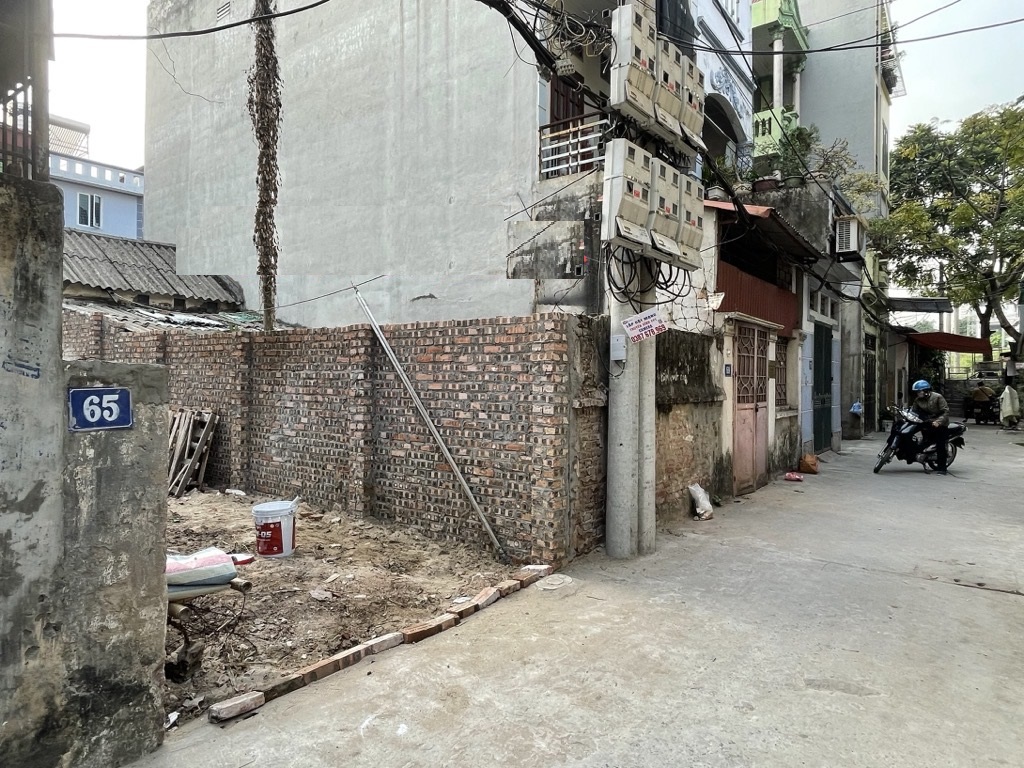 Bán đất phân lô Đức Giang 50m oto tải ngủ trong đất chỉ hơn 6 tỷ còn tl. LH 0936123469 - Ảnh 3