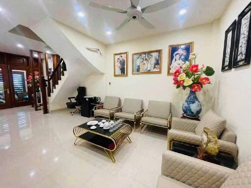 Bán nhà Ngọc Hà , Ba Đình , HN . DT 60M2 , 6Tầng , MT 4.5m .  GIÁ 16 TỶ - Ảnh 2
