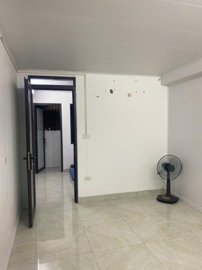 CHÍNH CHỦ CẦN BÁN GẤP – TẬP THỂ TẦNG 1, 2 MẶT NGÕ, NHÀ CỰC ĐẸP GẦN BẠCH MAI – GIÁ CHỈ 2.85 - Ảnh 1