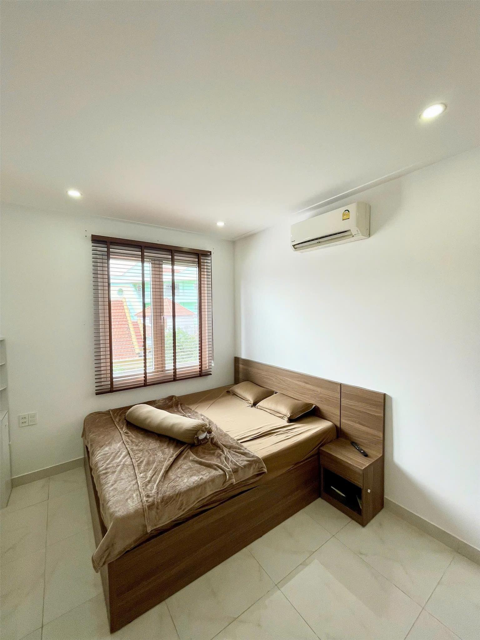 CHDV CAO CẤP  cách sân bay 5p, 2PN, 2WC full nội thất DT 55m2. Giá 12,5tr/thg - Ảnh 3