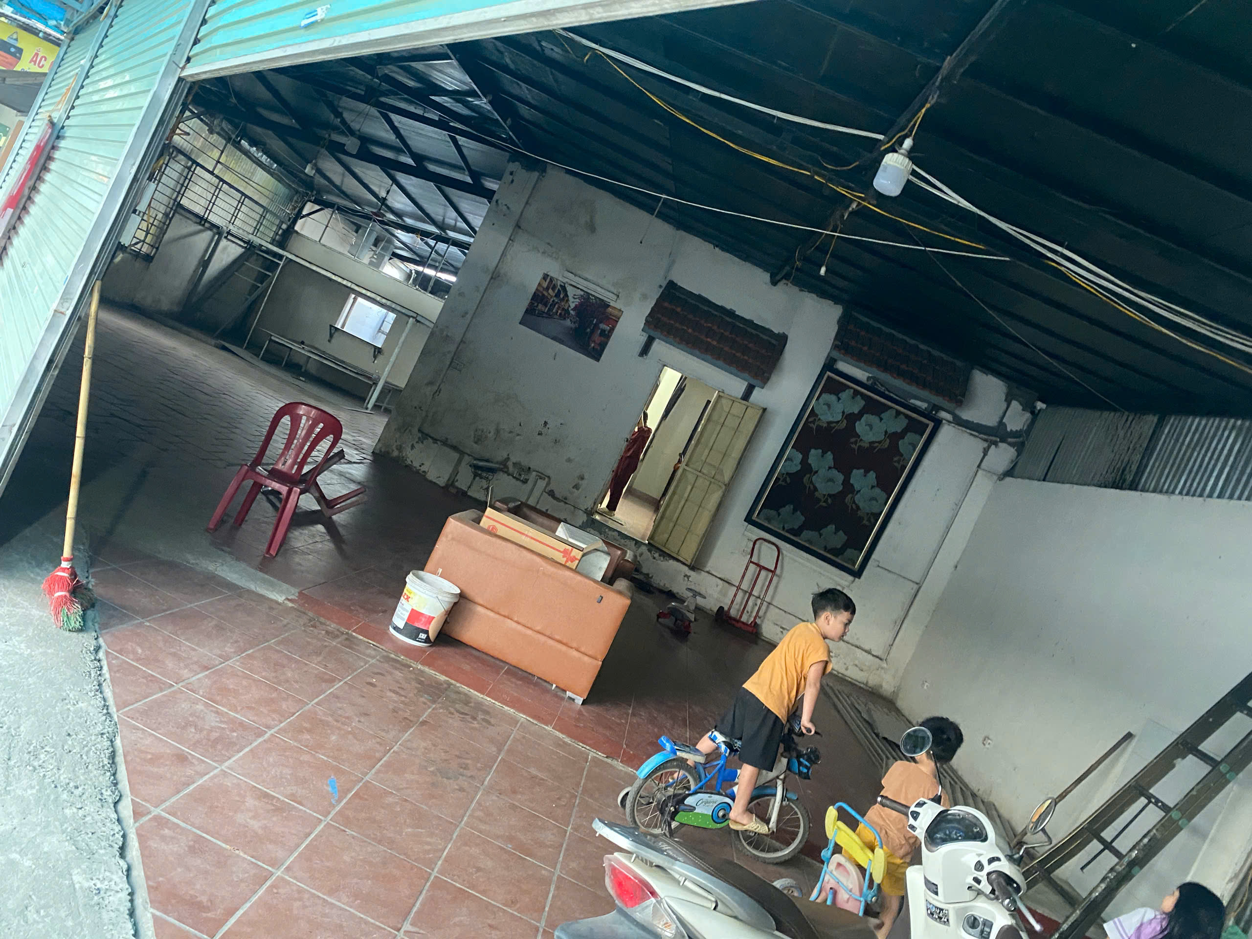 Cho thuê mặt bằng 190m2, mặt tiền 14m tại 197 tổ 5 Cự Khối - Long Biên - Hà Nội - Ảnh 2