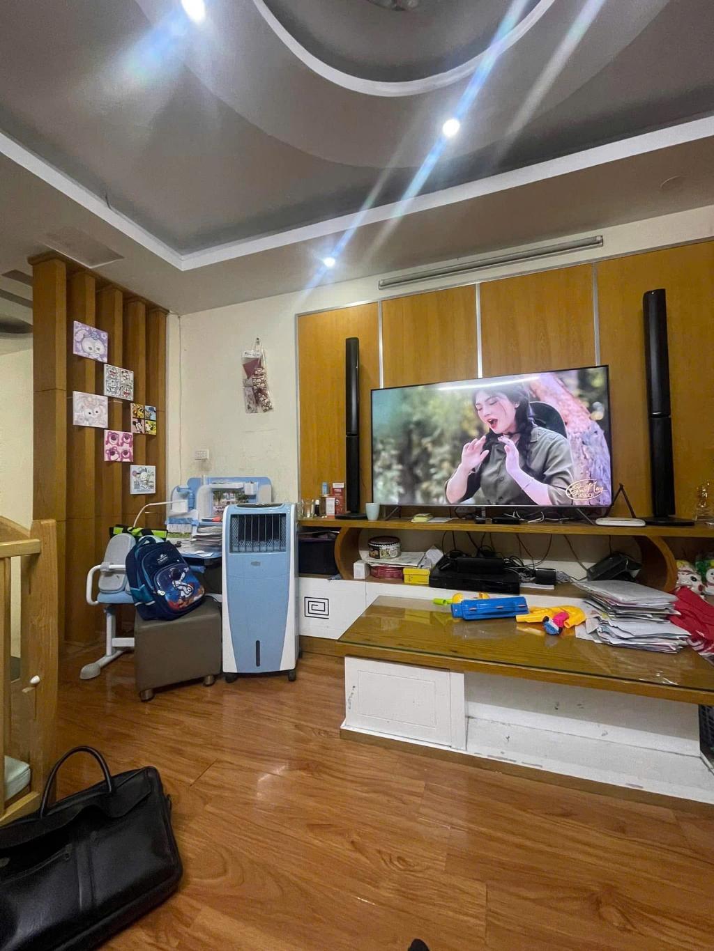 BÁN NHÀ KIM GIANG, THANH TRÌ, Ô TÔ QUA NHÀ, CÁCH Ô TÔ TRÁNH 15M, 44M2, 8.65TỶ(CTL) - Ảnh chính