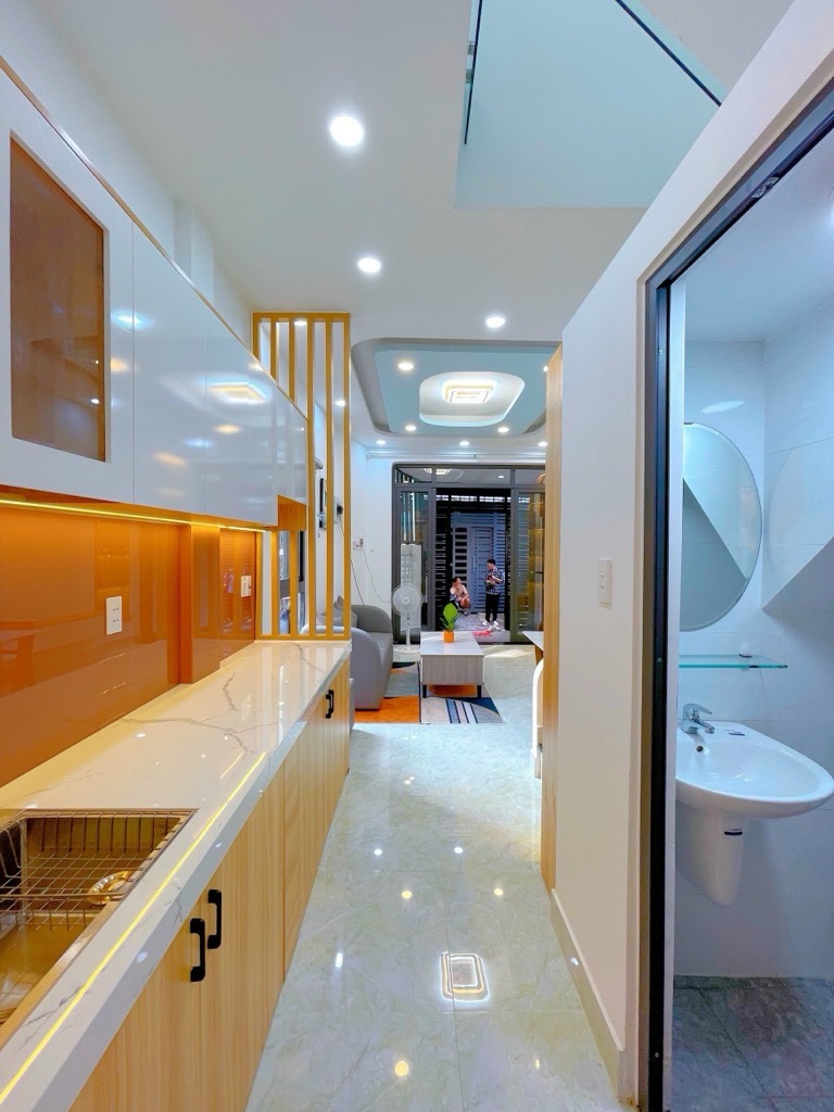 Diện tích khủng 44m2 nhà 2 tầng BTCT 2 mặt hẻm Nguyễn Văn Đậu P5 Bình Thạnh giá chỉ 5 tỷ 450 thương - Ảnh 3