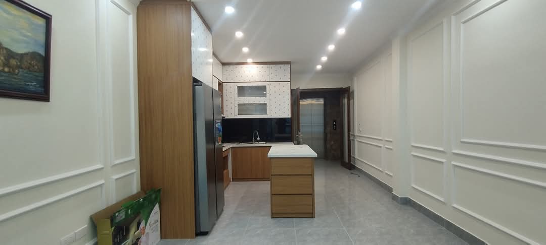BÁN NHÀ ĐƯỜNG NGUYỄN VĂN HUYÊN CẦU GIẤY, Ô TÔ 7 TẦNG KINH DOANH. DT 45M2 GIÁ 18.5 TỶ - Ảnh 2