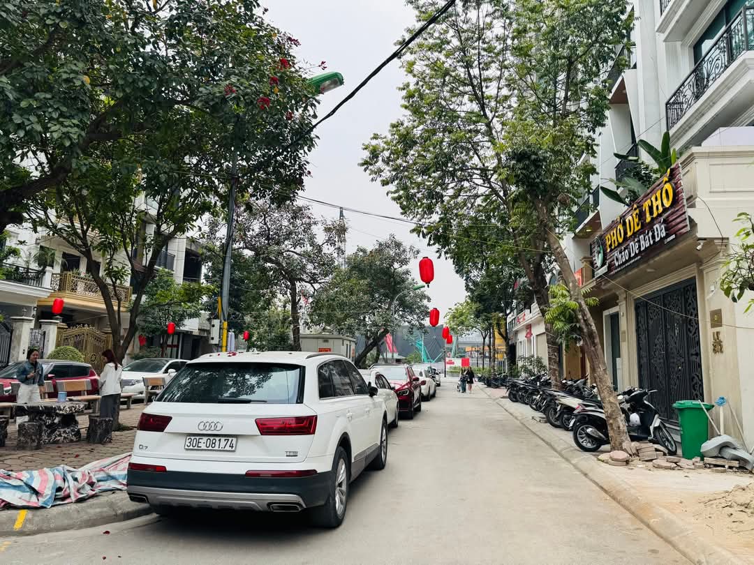 BÁN NHÀ LIỀN KỀ NGÕ 108 NGUYỄN TRÃI THANH XUÂN, VỊ TRÍ ĐẸP SIÊU VIP SIÊU HIẾM AN SINH ĐỈNH. - Ảnh 1