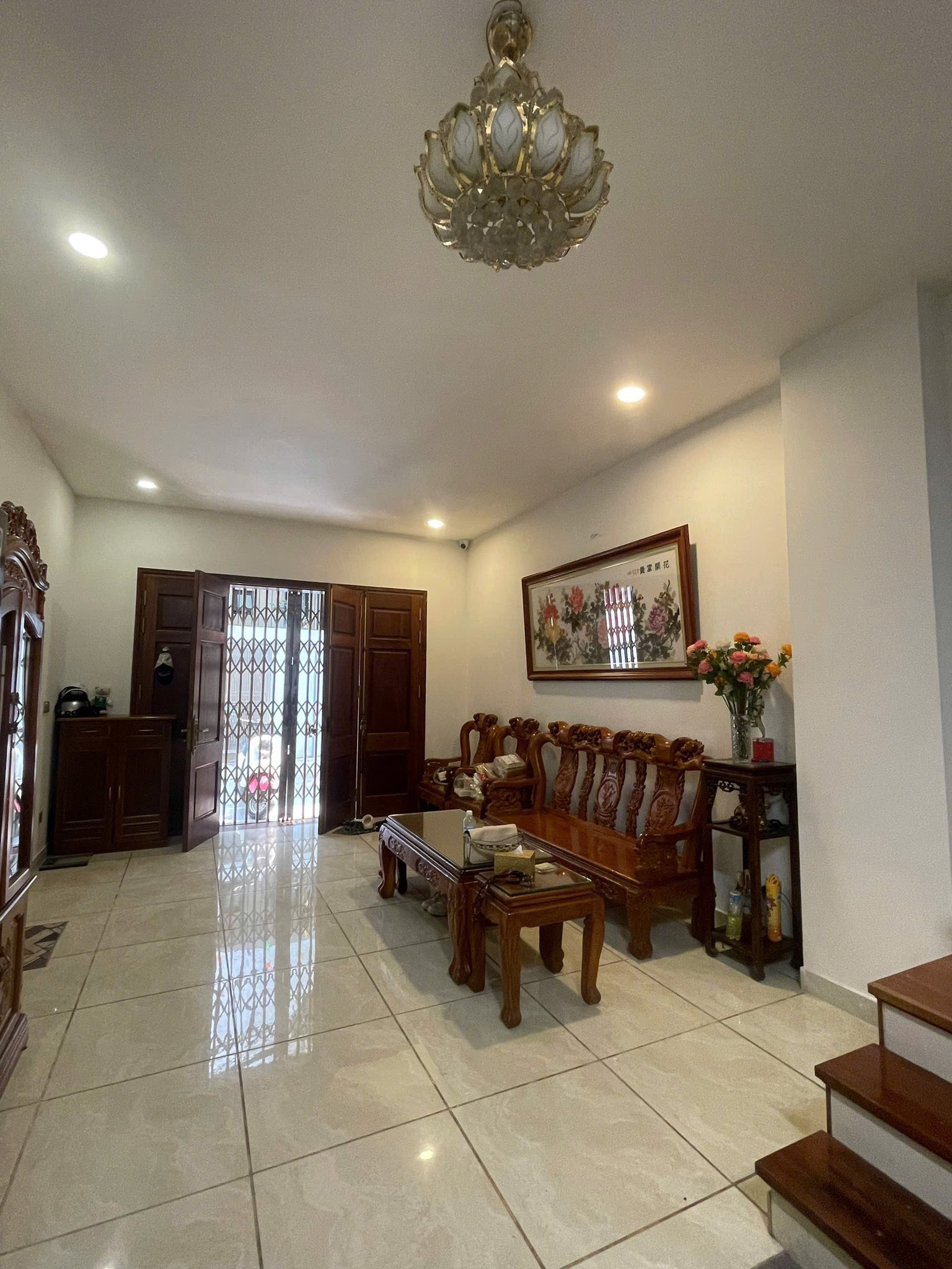 Bán Nhà Lạc Long Quân 52m x 5 tầng Mt 4.1m Mặt Ngõ Ô Tô Kinh Doanh Giá 19.9 Tỷ. - Ảnh 1