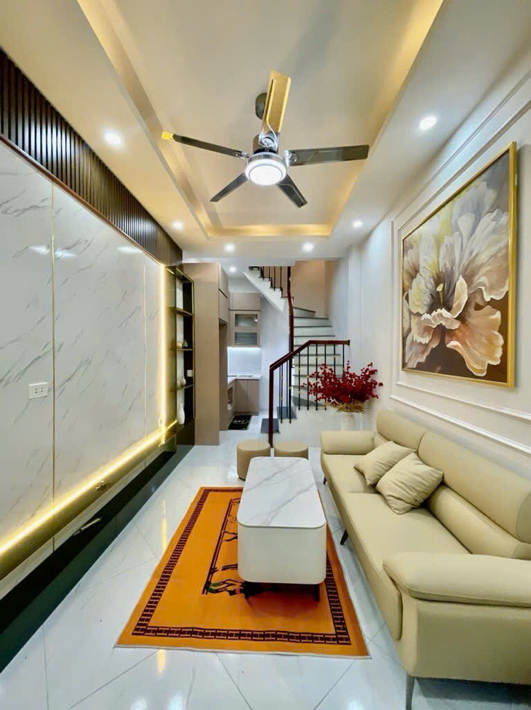 PHỐ VÕ THỊ SÁU-HAI BÀ TRƯNG DT 30 MET, 3 TẦNG, NGÕ RỘNG 3 M, NGÕ THÔNG,50 RA Ô TÔ, GẦN HỒ,CÔNG VIÊN - Ảnh chính