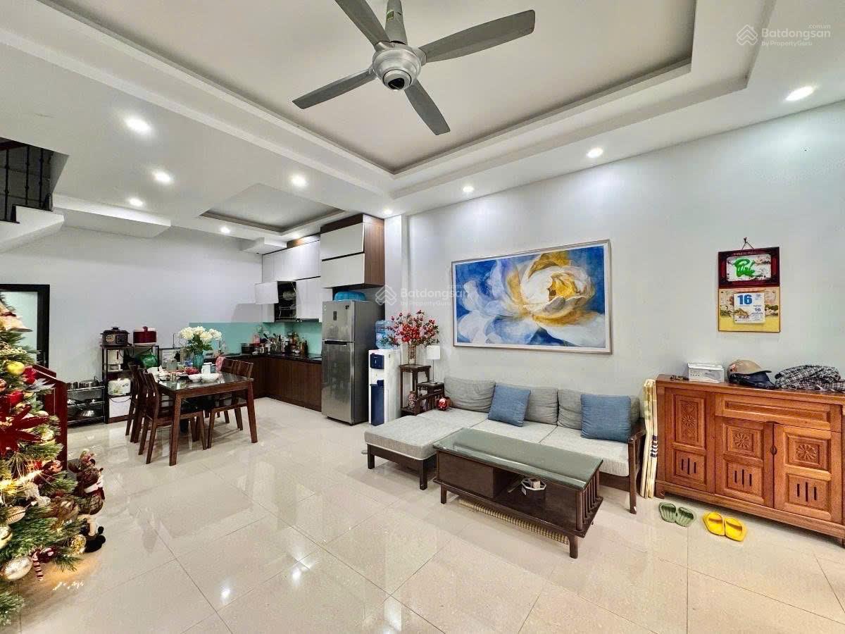 Hai Bà Trưng, Vĩnh Tuy, giá cực tốt nhanh sẽ còn, chậm là mất, thang máy, 5 tầng 8,9 tỷ, 51 m2 - Ảnh chính