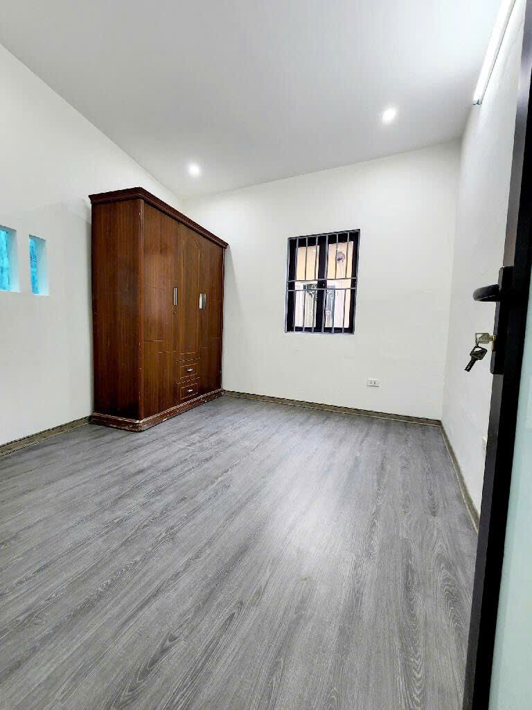 TÔN ĐỨC THẮNG-PHÂN LÔ-HAI THOÁNG-MỚI KOONG-FULL NỘI THẤT-DT36m  x 5 TẦNG, NHỈNH 7 TỶ - Ảnh 1