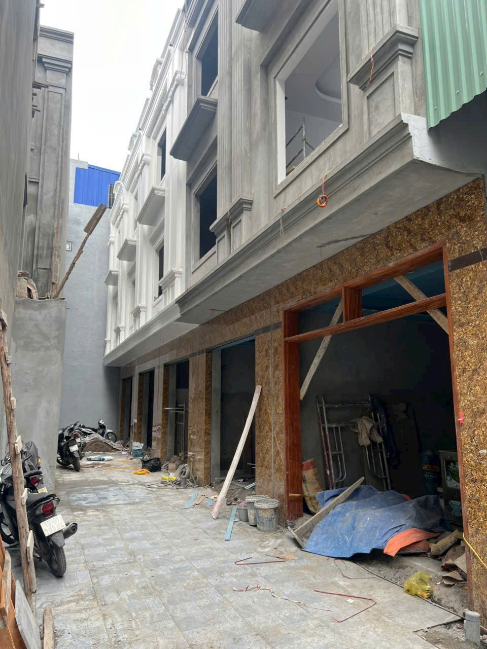 Nhà đẹp tại Chợ Hoa Đằng Hải ,3 tầng mới, vệ sinh khe thoáng sau nhà - Ảnh 1