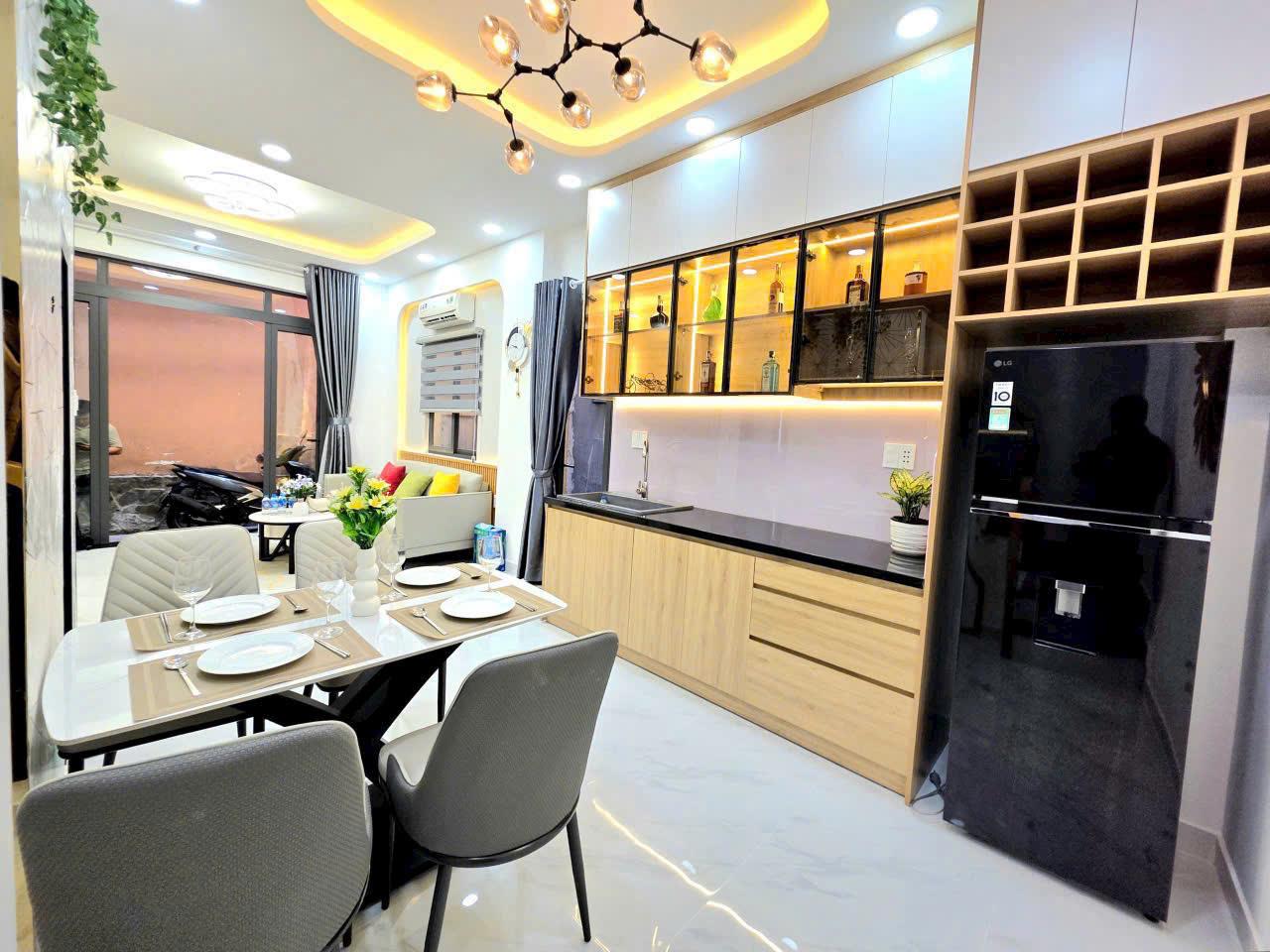 +++QUẬN 1 MÀ GIÁ QUẬN BÌNH THẠNH-Lô Góc, Hẻm Rộng (4X8)Full Nội Thất, Hơn 5 Đồng - Ảnh 2