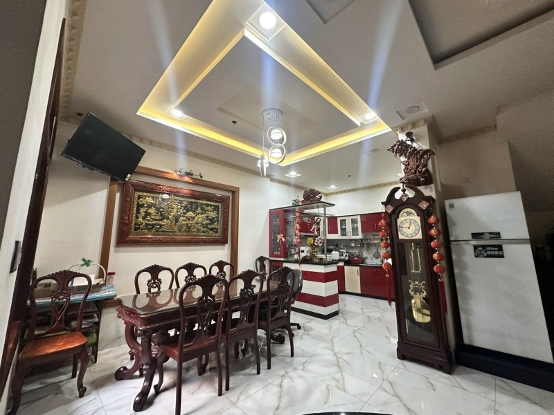 Bán nhà 4 tầng, 95m², 4PN, 5WC, Q.9, 13.4 tỷ, sổ hồng - Ảnh 2