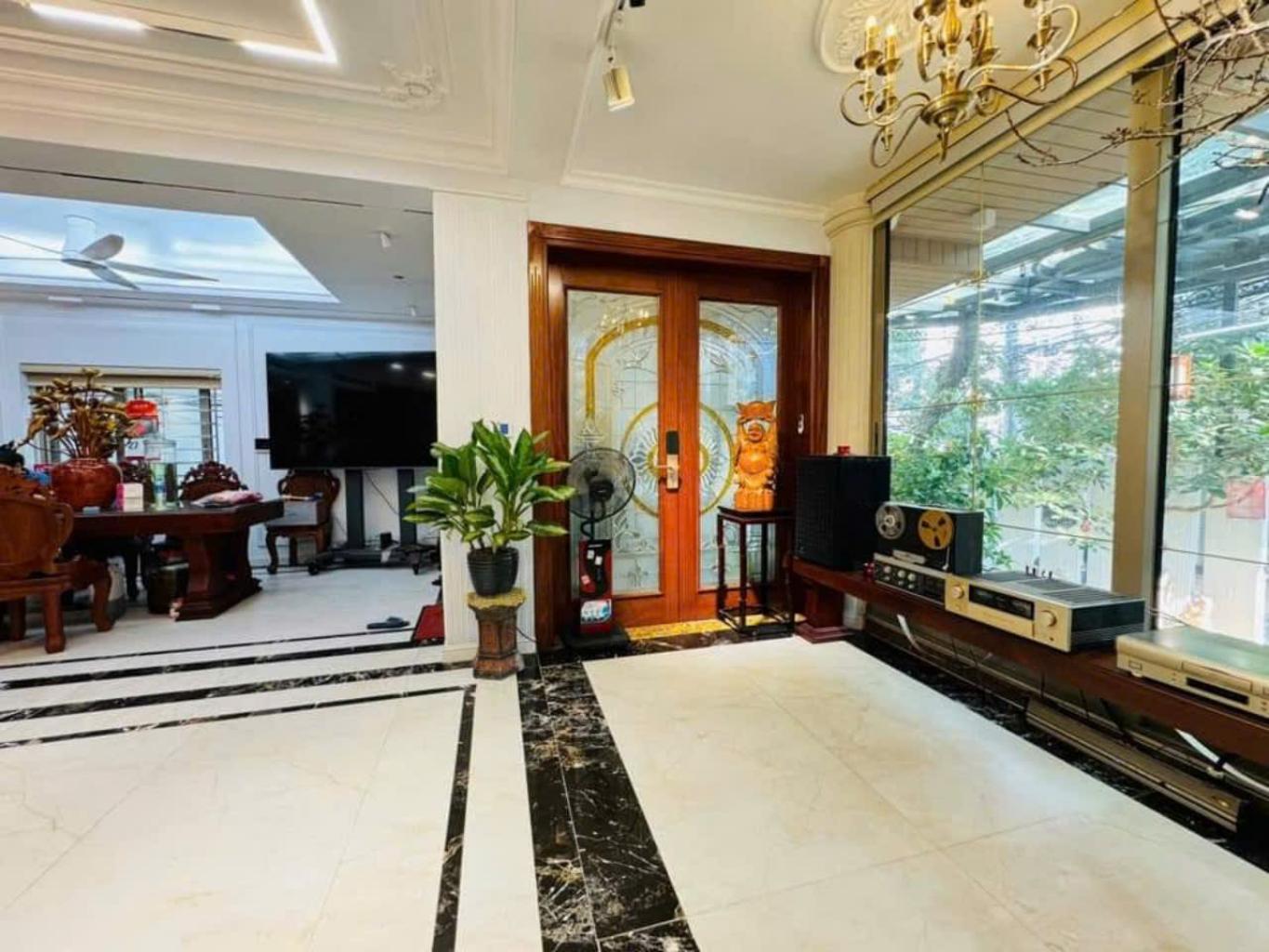 Biệt thự Tây Hồ sân vườn gara ô tô - lô góc - thang máy - 115m chỉ 25.5 tỷ - Ảnh 3