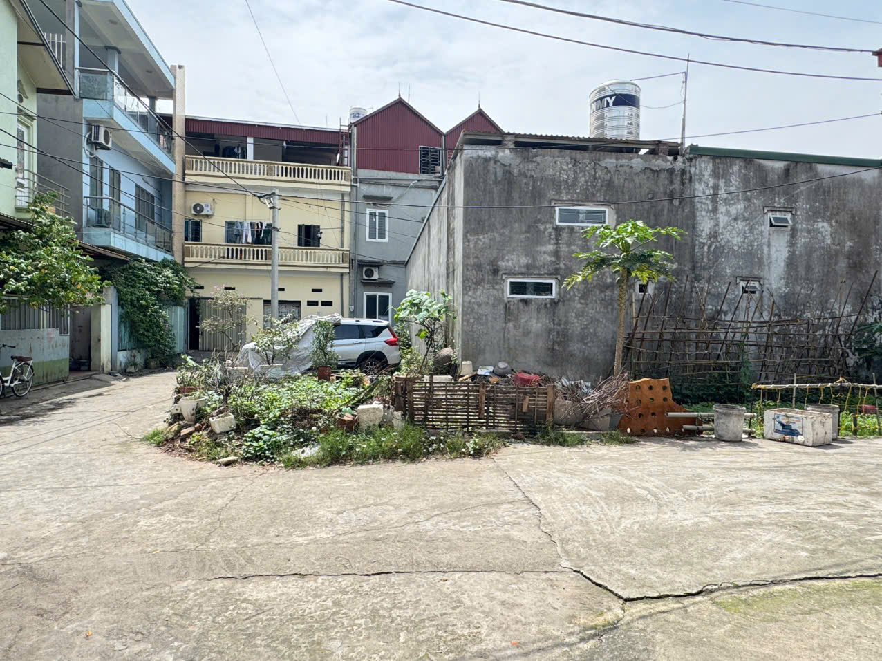 Đất đẹp, hoa hậu tổ 4 Quang Minh. Lô góc 2 mặt tiền. Gần kcn Quang Minh - Ảnh chính