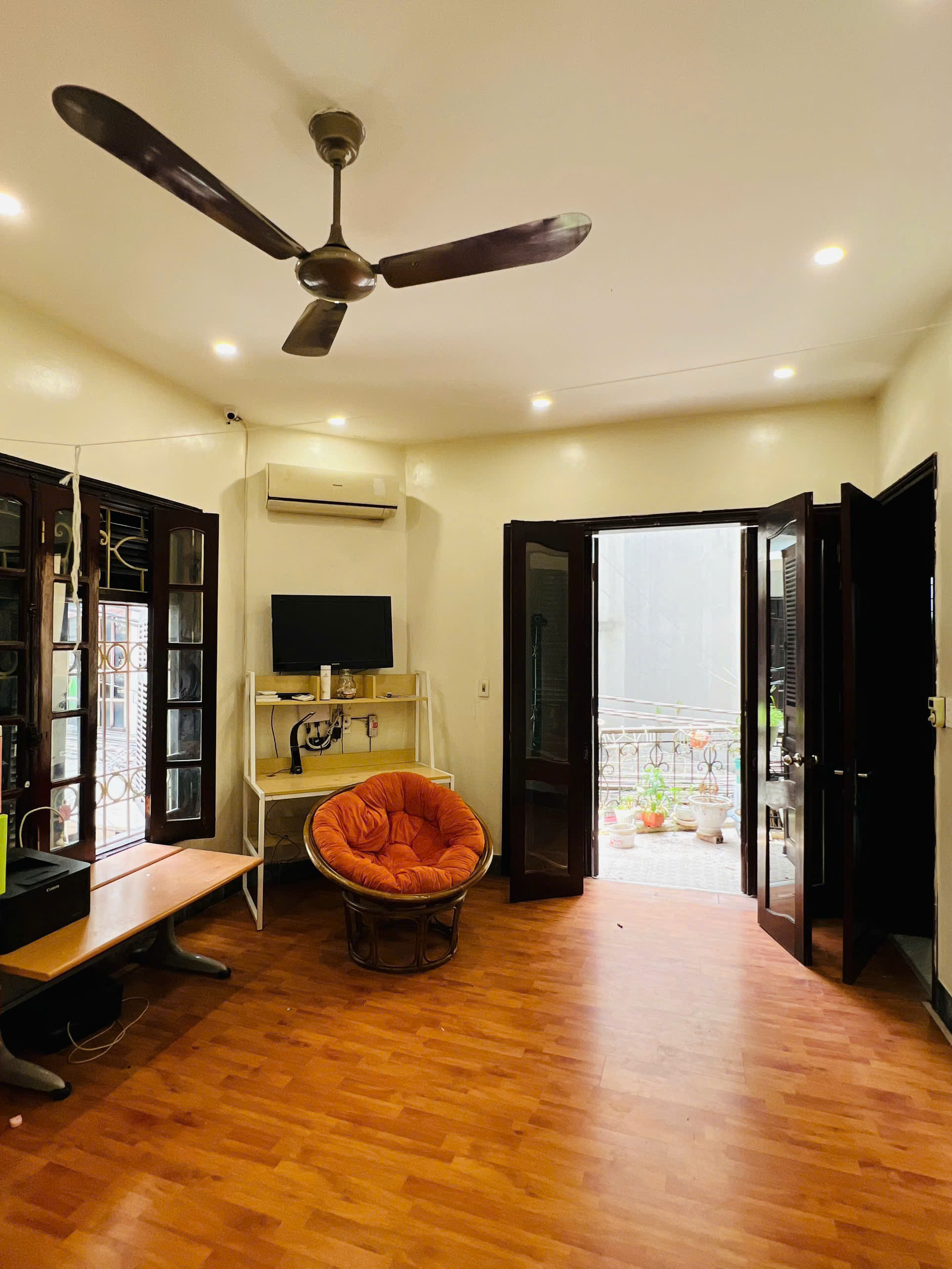 Cho thuê nhà riêng  Vương Thừa Vũ, quận Thanh Xuân 50m x 4T giá 16tr, ô tô, KD - Ảnh 1