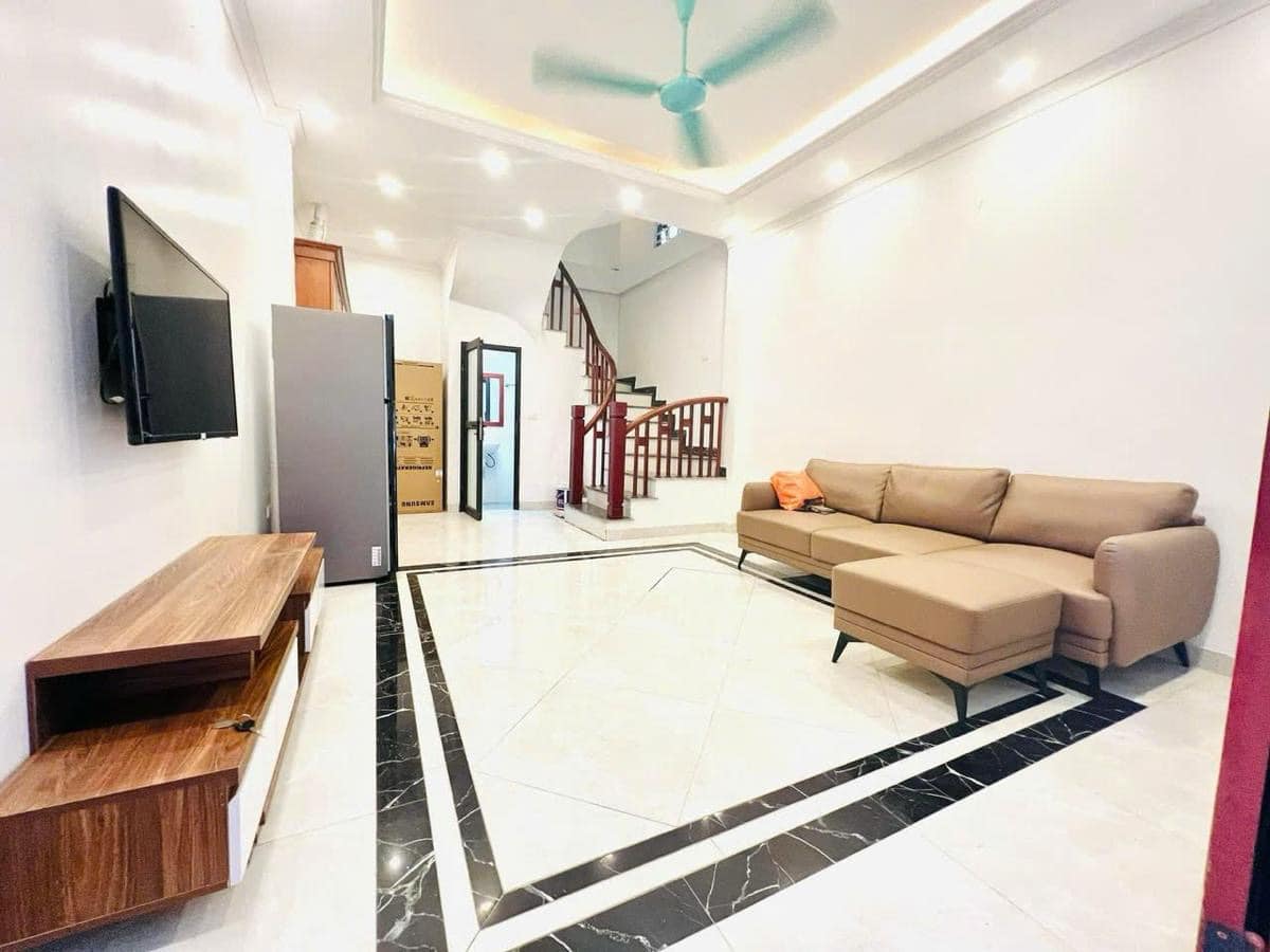 Nhà 4T khu Thanh Nhàn 40m,Mt 5m - ngõ rộng thoáng-gần ô tô- ở ngay - Ảnh chính