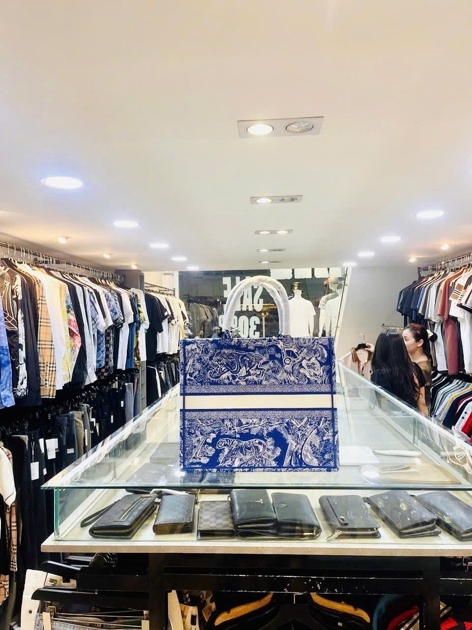 *VIP QUẬN 5-GẤP Gấp Nhà 2 MT Thương Hiệu Thời Trang Nguyễn Trãi 5Tầng(5x12) Nhỉnh 23Tỷ - Ảnh chính