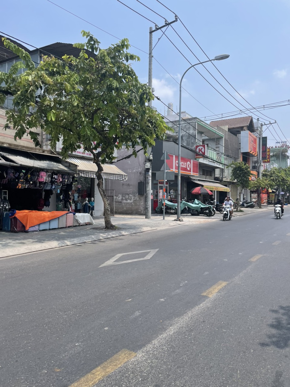 BÁN NHÀ MẶT TIỀN NGUYỄN ẢNH THỦ 15.3X28M GIÁ 44 TỶ VỊ TRÍ VÍP - Ảnh chính
