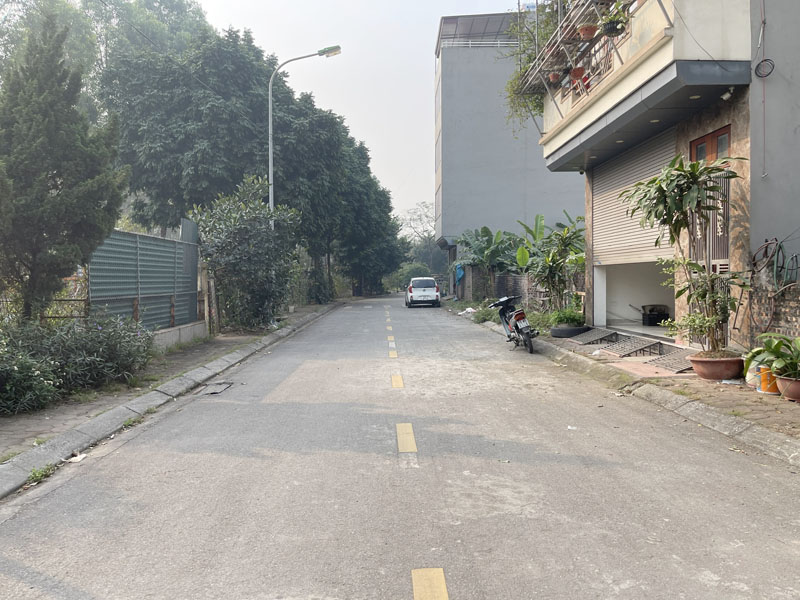 Sở Hữu Ngay Đất Đẹp Cự Khối - DT: 65,2m2 Ô tô tránh, gần cầu Thanh Trì, khu phân lô, kết nối - Ảnh chính