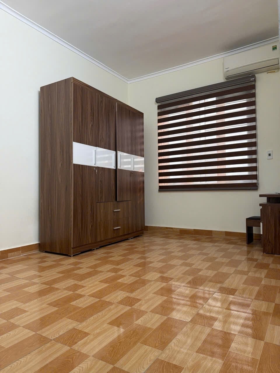 Bán nhà 4 tầng đường nhựa rộng 2 Oto tránh nhau ngõ thông ô bàn cờ tại Đồng Hoà - Kiến An - Ảnh 5
