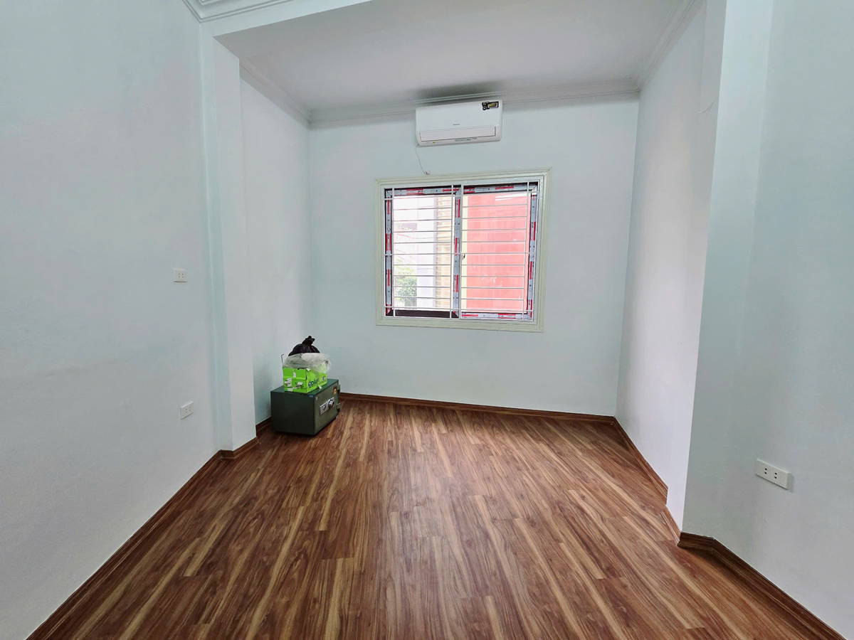 Bán Nhà mặt Phố Núi TRúc, Ba Đình, giá chỉ 7.3 tỷ - Ảnh 2